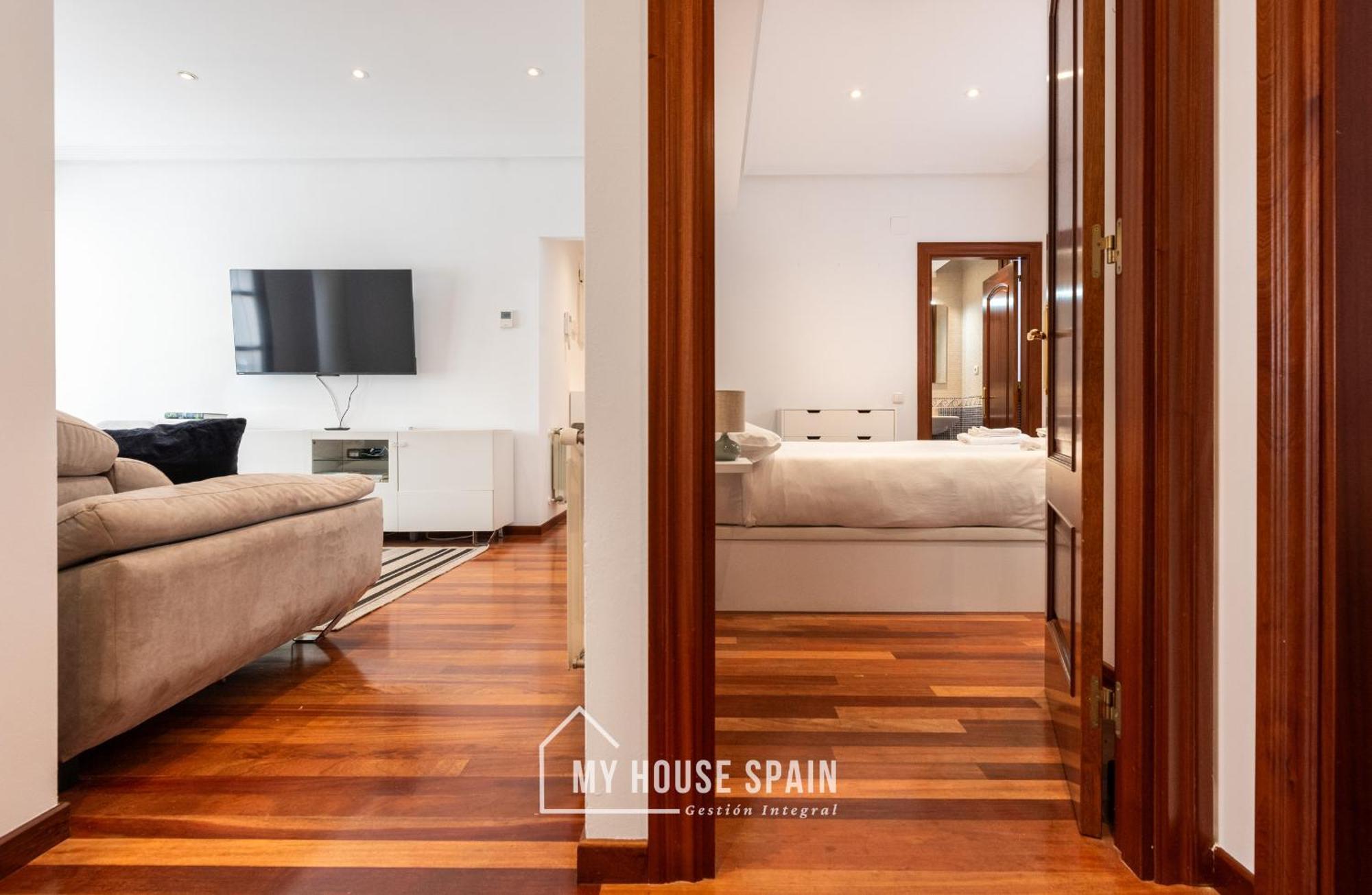 Myhousespain - Luminoso Piso En El Centro De *