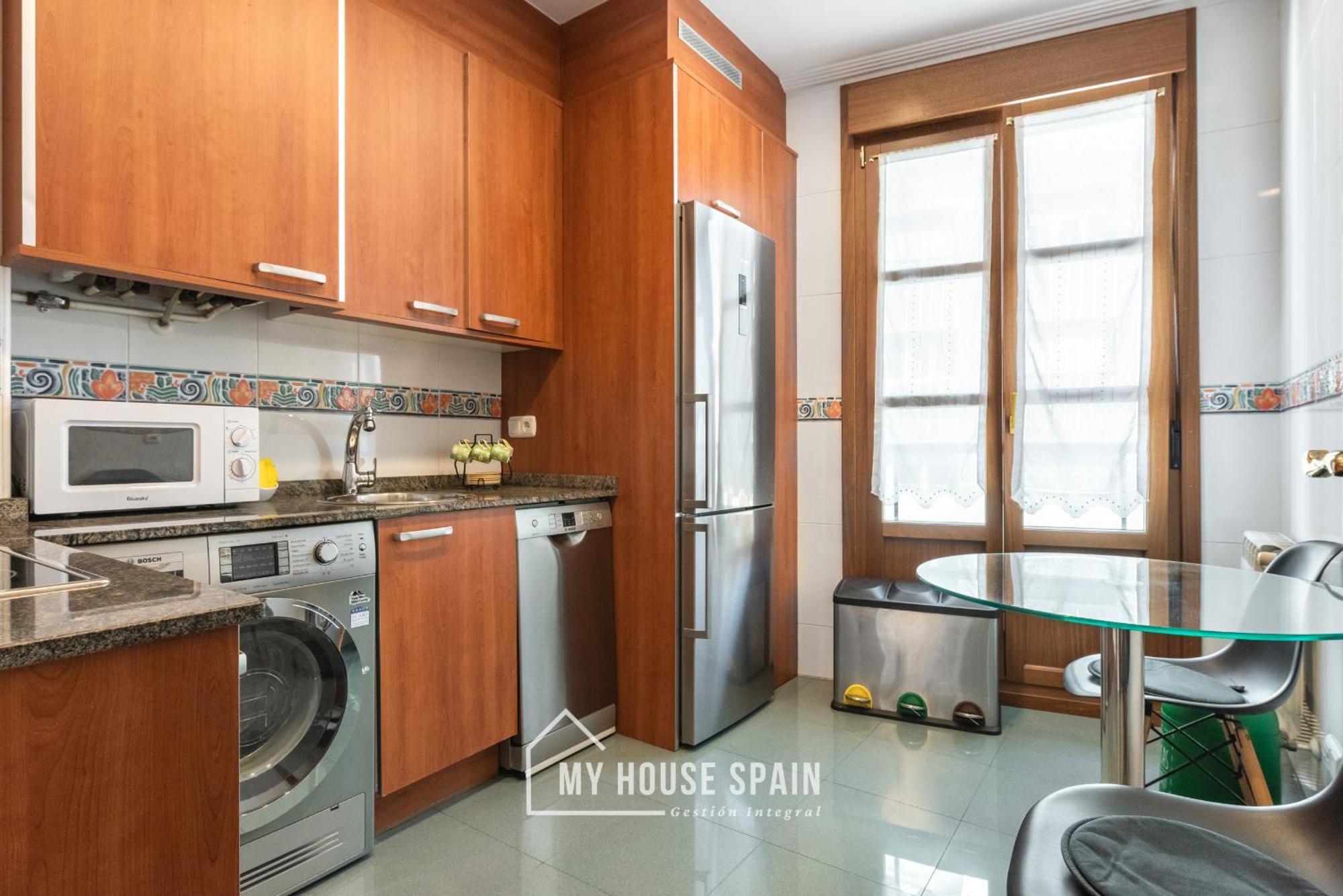 Myhousespain - Luminoso Piso En El Centro De Apartamento Gijón
