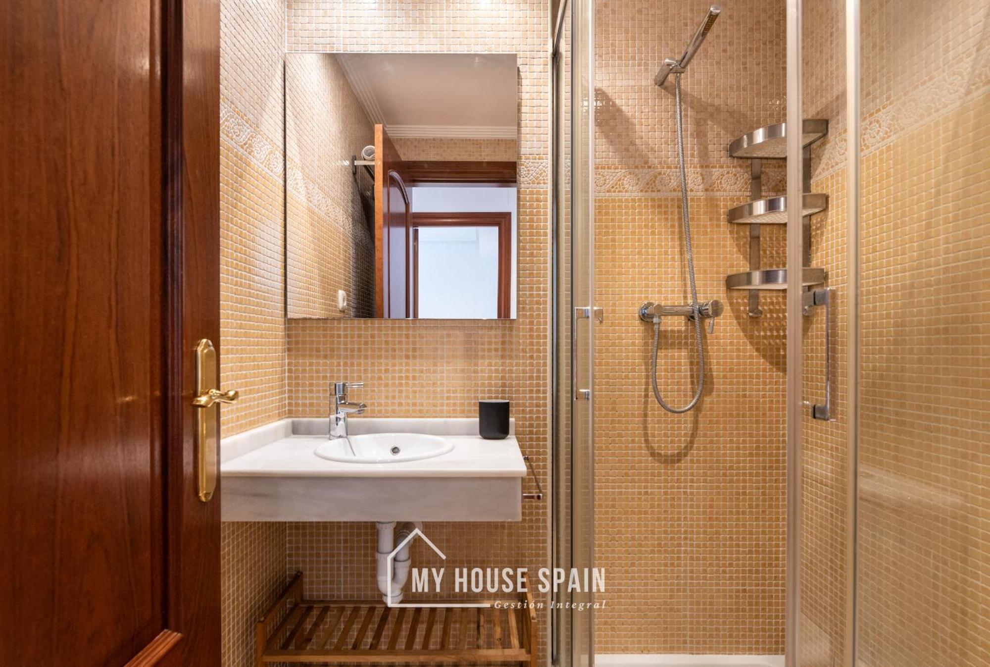 Myhousespain - Luminoso Piso En El Centro De Apartamento Gijón