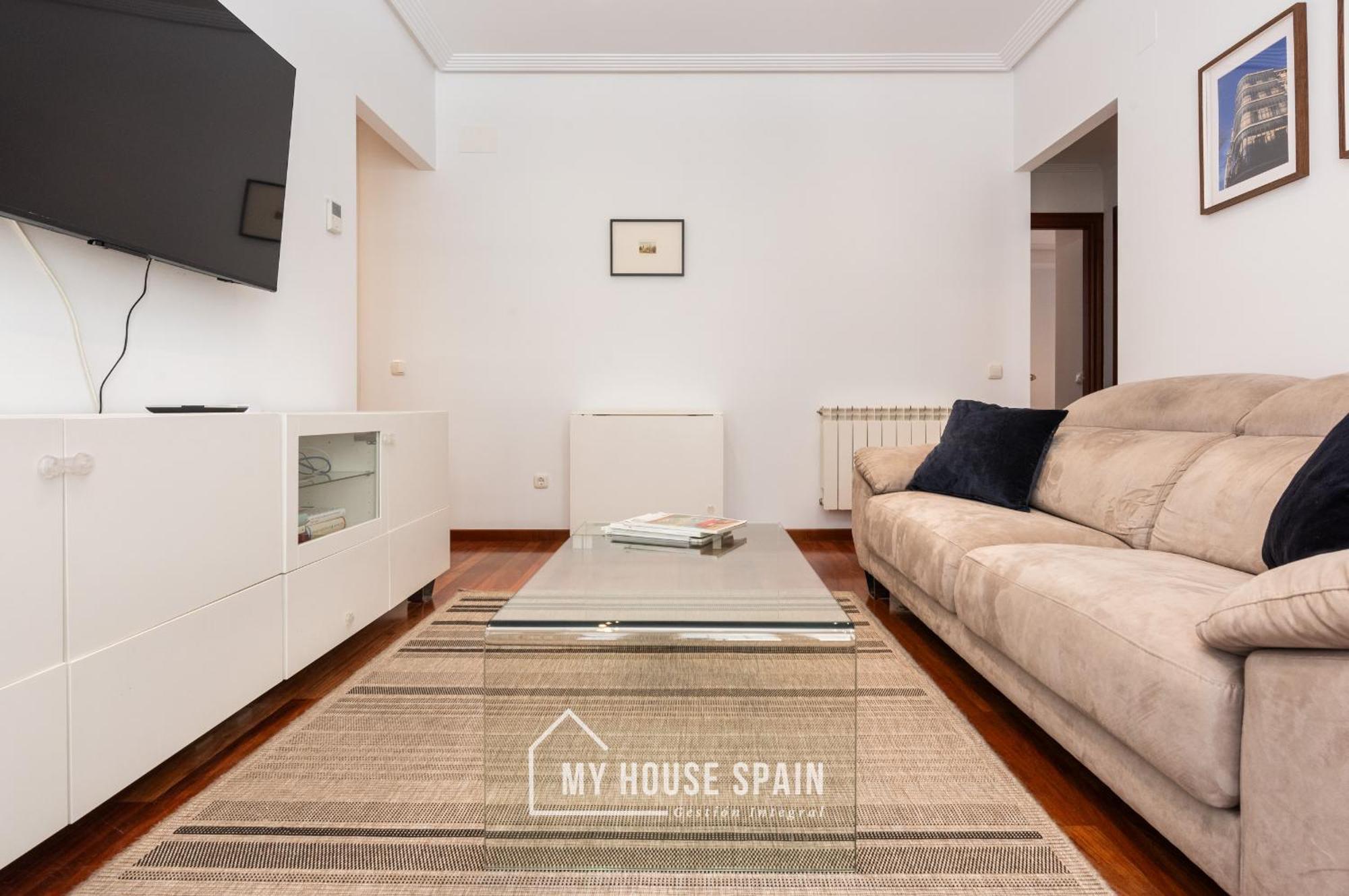 Myhousespain - Luminoso Piso En El Centro De *